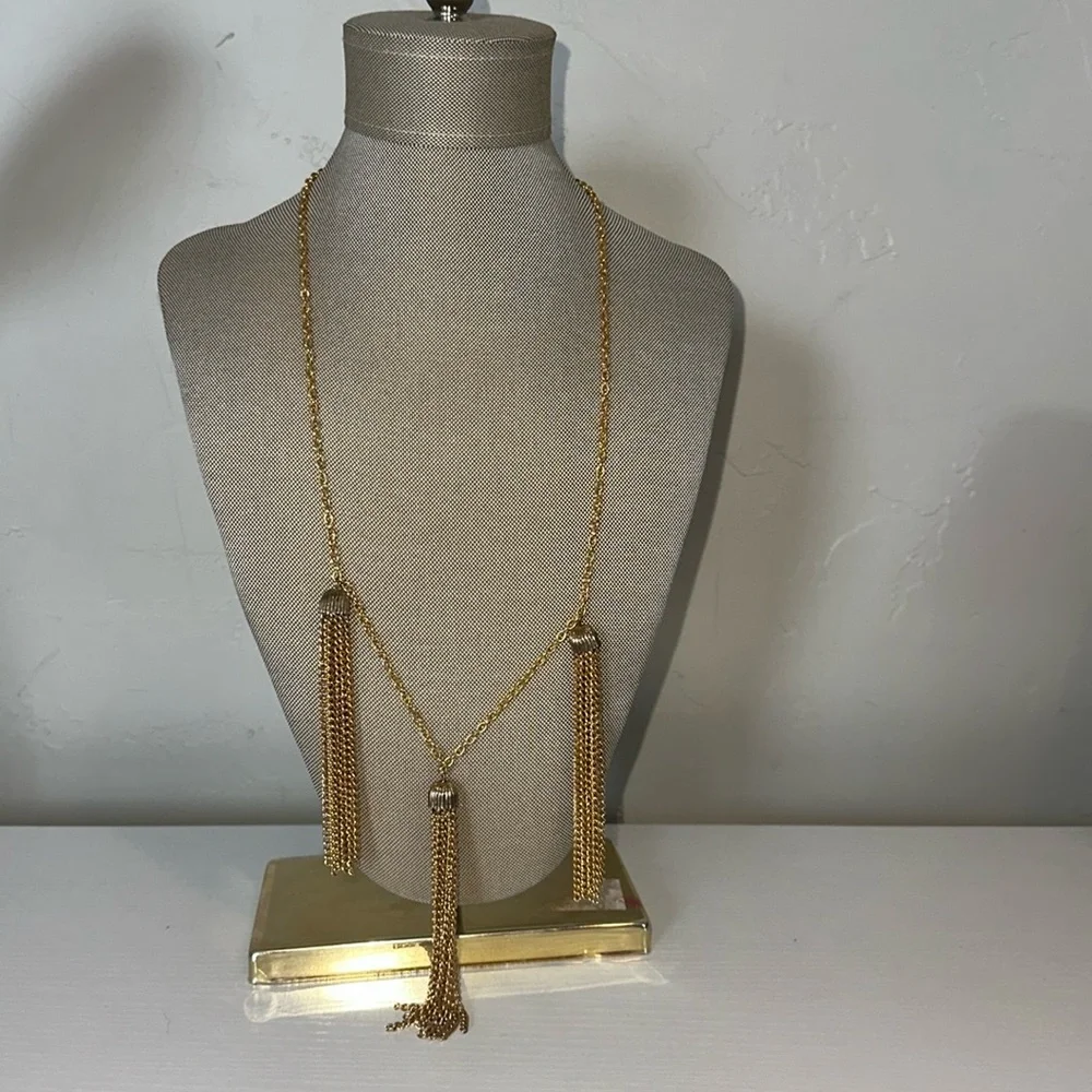 Vintage Gold Tone 3 Tassel Necklace 24” Long‎